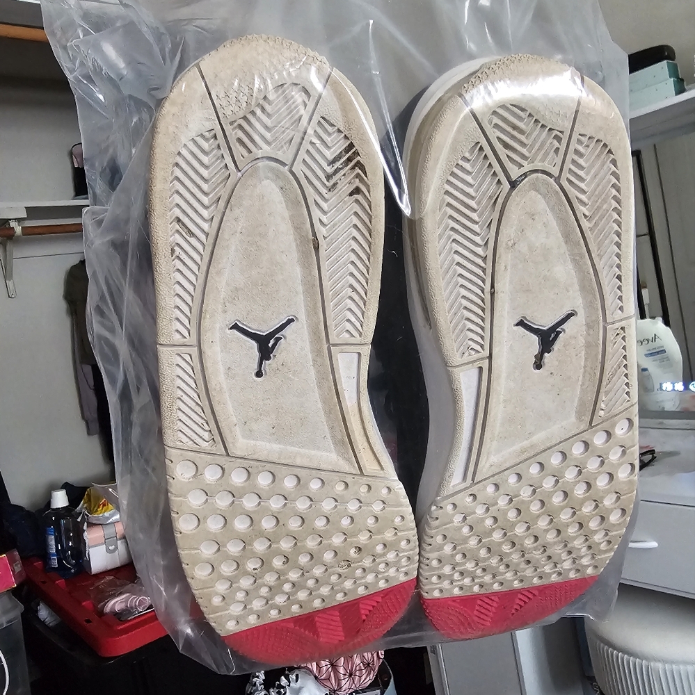 Black and pink Jordan's